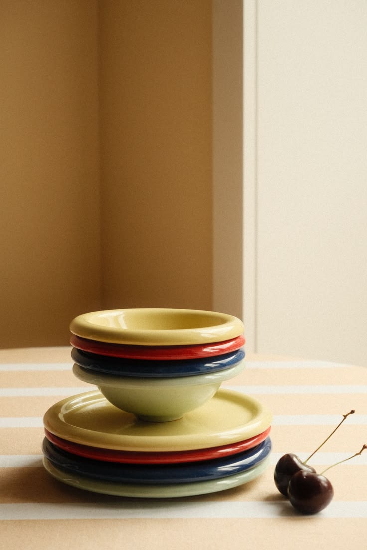 Ceramic plates and tableware